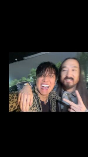 Arnel Pineda Instagram - what an honor to finally meet you sir @steveaoki 🙏🙏🙏🤘🤘🤘