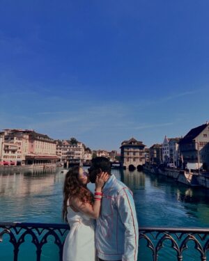 Arti Singh Instagram - Happy friendship day to my forever best friend.. thank u mera bachpana lautane ke liye . I feel like a child around u . I love u 🥰 @dipakchauhan09