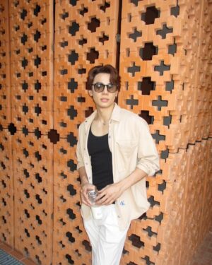 Artit Tangwiboonpanit Instagram - 3 2 1 📸
