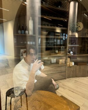 Artit Tangwiboonpanit Instagram - Beige mood 🤎