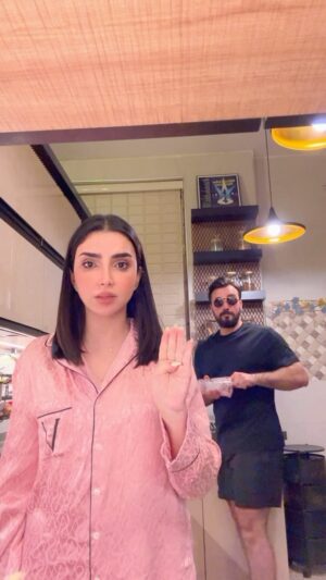 Asawer Ezzat Instagram - ✋🏻