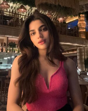 Asheema Vardaan Instagram - Solo, come on guys kuch toh bolo 😈

#datenight #myman #mylife #nightout #nightlife #happiness #aasheemavardhan
