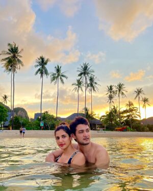 Ashish Bisht Instagram - Life is a journey, we are just injoying the ride ♥️ @natashasingh007 
Location- @saii.phiphiislandvillage 
#travelling #travelphotography
