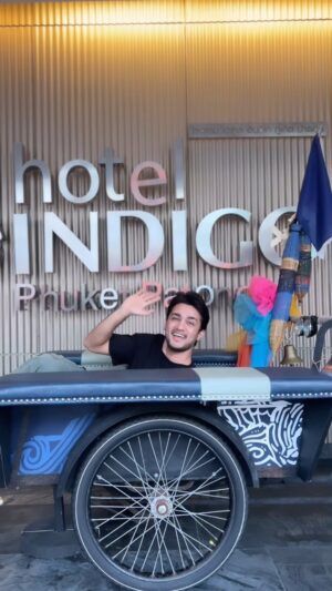 Ashish Bisht Instagram - Thank you @hotelindigophuket for the warm welcome and AMAZING FOOD! A must visit when in patong♥️
#foodie 

#hotelindigophuket #hotelindigophuketpatong

#potspintandtikis #butchersgarden
#phuket #thailand