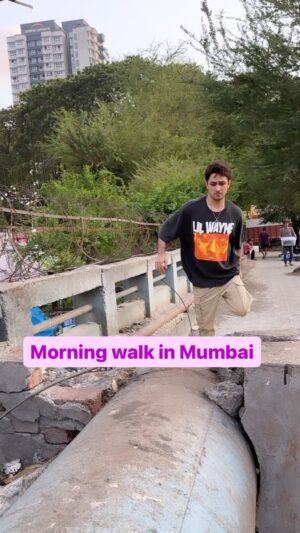 Ashish Bisht Instagram - Footpaths in my city or city in my city in footpaths 🙈 #reels #morningwalk #comedy