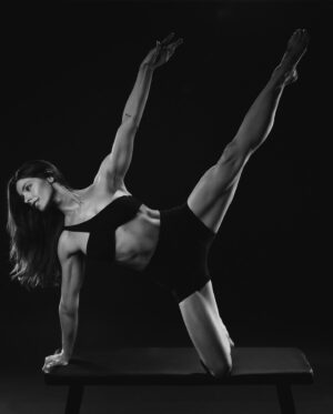 Ashley Greene Instagram - My husband and I did something this year that was transformative in both mind and body. It tested our strength, our willpower and our support of one another. We joined @stark.health and embarked on a 5 month competition dedicated to lifting you up and enabling you to become your best self while raising money for an organization you are passionate about. I went in post baby, not recognizing my body, and came out loving my new normal. I've never felt stronger. After having my daughter - it's more important than ever to model healthy behavior, self love and strength. Thank you @testodderone for welcoming us into the family. Thank you @stephanie_urbz for pushing me, while simultaneously supporting and inspiring me. Thank you @paulkhoury for being you, I'm so damn proud of you. And a big thank you to everyone who helps me support St Jude (link in bio)

#starknaked #bestself #fitness #charity