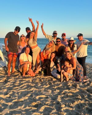 Ashley Jones Instagram - When you’re missing🇮🇹, then your friends remind you you live in Sunny Southern California. Malibu summers are amazing. 

We ♥️you @jennifergareis  and happy birthday to you and @katherinekellylang ♥️💃