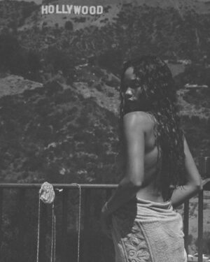 Ashley Moore Instagram - Summer ☀️🍇