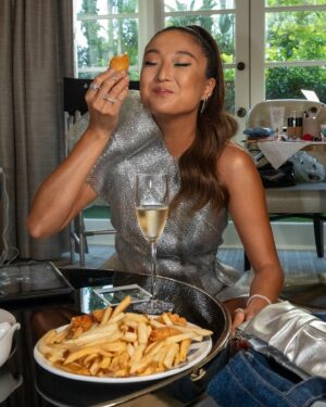 Ashley Park Instagram - 🪩 missed the paris olympics but i still got silverrrr! first LA premiere for #emilyinparis 🩶 let’s goooooo!!