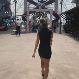 Actress Ashley Roberts HD Instagram Photos and Wallpapers July 2024
