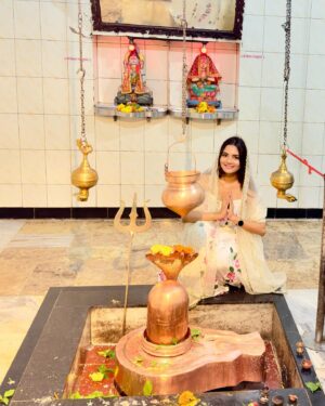 Ashna Kishore Instagram - Mere Pyaare Mahadev 🔱😇❤️🙏🏻🧿
Sawan Shivratri ki hardik shubhkamnaen 🥰🕉️🌿

#HarHarMahadev #Shiv #shivshankar #sawan #sawanshivratri #shivratri #bhole #bholenath #jaibhole #jaibholenath #shambhu #mahadev #devokedevmahadev #shankar #shivshankar #parvati #gaurishankar #AshnaKishore #mahakal #bhakt #hindu #shivaface #shivbhakt #shiva #jaimahakal #bholebaba #bholenathsabkesath #shivshakti #shivji #jaiho #harharmahadevॐ