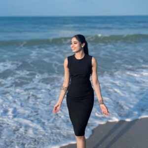 Ashvini Jegathesan Instagram - Capturing the essence of beauty in every heartbeat 🩷
#lifeisbeautiful❤️