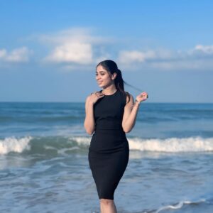Ashvini Jegathesan Instagram - Capturing the essence of beauty in every heartbeat 🩷
#lifeisbeautiful❤️