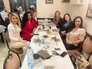 Aslı Kökçe Instagram - Biz birbirini unutmayan vefalı turnike kızlarıyız hiç kopmadık  kopmayacağız ❤️❤️❤️🥰🙏🏽🧿