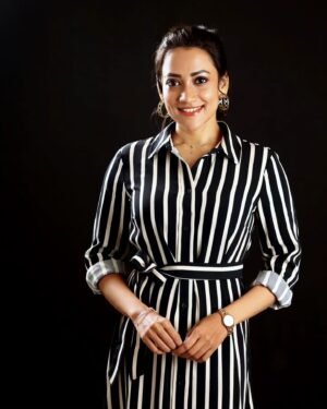 Asritha P Instagram - Asritha Recent Ananda Vikatan Interview Photoshoot ✨ Pc : @rakeshsiva28 
Inframe: @asritha_kingini 
.
#asrithasreedas #asritha #vikatan #anandavikatan #cinemavikatan #interview #photoshoot #vijaytelevision #photography #modelshoot #fashionphotography #fashionstyle #tamizhumsaraswathiyum #trend #instagram
