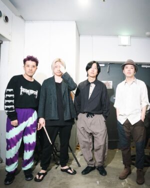 Atsushi Horie Instagram - 戦いを終わらせるための戦い
photo by Rui Hashimoto
#GunshipRider
#ストレイテナー 
#SilverLiningTour
#zeppdivercity