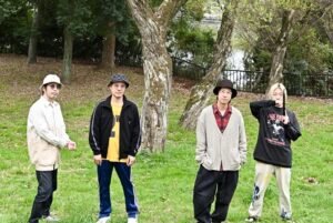 Atsushi Horie Instagram - 満開の桜に囲まれてのライブ🌸
そんなのいいに決まってるんだね
#newkicksgreenspia 
#服部緑地野外音楽堂 
#keishitanaka 
#yoursongisgood 
#ストレイテナー
photo by ピー山