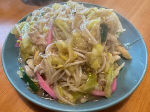 Atsushi Horie Instagram - #長崎ちゃんぽん #皿うどん #チャーハン
というカルチャー
#協和飯店 #大村
#ジェットセイヤ #ジェット聖地