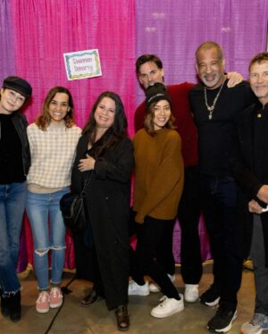 Aubrey Plaza Instagram - Rest in Peace @theshando I only met her briefly but I was so touched by the love and magic of the Charmed cast. They welcomed us with open arms. She was a force and will not be forgotten. Here’s to the original witches. The ones that came before. We love you 🔥 🖤🖤🖤🔥