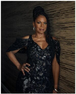 Audra McDonald Instagram - So grateful to an incredible group of artists who glammed me up for the Tonys! It takes a village!!
•. • •
Stylist: Jake Sokoloff (@jakesokoloff)
Hair: Chioma Valcourt (@chiomanvhair)
Makeup: Jill Oshry (@jilloshrymakeup)
Styling Assistants: Ashley Stephens (@ashleydaistephens) and Mariemma Uguccioni (@mariemmauguccioni)
Tailor: Viviana Barraza (@modernstitchtailoring)
Dress:Christian Siriano (@csiriano)
Shoes: Jimmy Choo (@jimmychoo)
Jewelry:  @Alexisbittar
Photography (hotel): Drew Elhamalawy (@drewxphotography)
Photography (blue carpet): Dimitrios Kambouris/Getty Images for Tony Awards Productions
___
#tonyaward #tonyawards #broadway