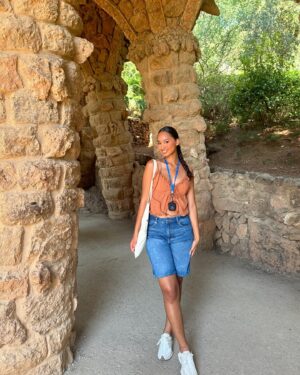 Audrey Ho-Wen-Tsaï Instagram - • Barcelona dump 🇪🇸🌞
•
•
•
•
•
•

merci à la mouette pour sa collaboration sur la dernière photo hahaha 

#spain #vacaciones #barcelona #dump