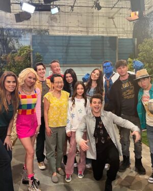 Audrey Whitby Instagram - A lil’ #TheThundermansReturn BTS in honor of The Thundermans returning again!!! 🍒⚡️

#TheThundermansReturnToReturning
