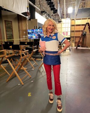 Audrey Whitby Instagram - A lil’ #TheThundermansReturn BTS in honor of The Thundermans returning again!!! 🍒⚡️

#TheThundermansReturnToReturning