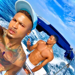 August Alsina Instagram - Pilot & Co 🛥️ ⚓️ - @encinawellness