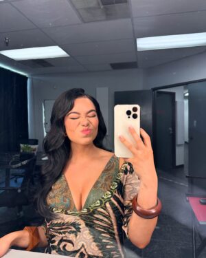 Auli'i Cravalho Instagram - watashi wa star