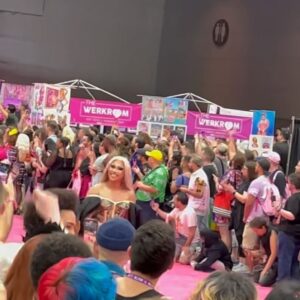Aura Mayari Instagram - First @rupaulsdragcon was fabulous! Thank you for all the love and support! It was nice meeting you all! Thank you to my crew for the hard work and making this whole experience fun so smoothly. Thank you 🌙

First look by @gisforgodoy 
Second look by @jeffreykellydesigns 

#dragcon #rpdr