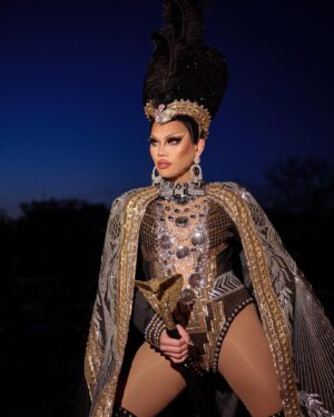 Aura Mayari Instagram - Night of a 1000 @beyonce - HOMECOMING

👗 @joshuanapontedesigns 
📸 @alyssabarkerphoto assisted by @bexxchin 
Support: @ayyjoyce

Inspired by the beautiful creation of @olivier_rousteing #dragrace #beyonce