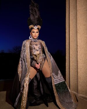 Aura Mayari Instagram - Night of a 1000 @beyonce - HOMECOMING

👗 @joshuanapontedesigns 
📸 @alyssabarkerphoto assisted by @bexxchin 
Support: @ayyjoyce

Inspired by the beautiful creation of @olivier_rousteing #dragrace #beyonce