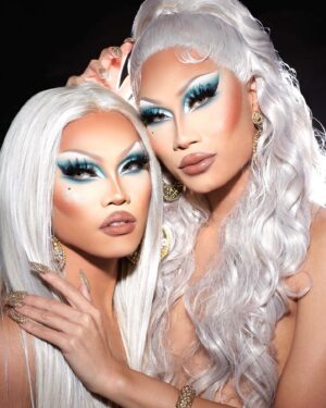 Aura Mayari Instagram - KahmAura
Asian Moon Goddess Sisters 🌙

#dragrace Make Over Challenge

Make up by me
📸 @ericrichardmagnussen
Hair by @moek_hair @gorak_eldar