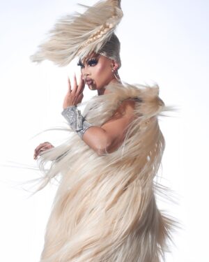 Aura Mayari Instagram - Favorite ball - HAIR ball! #dragrace

The design was inspired by the people of Batanes Islands - the northernmost islands in the Philippines. The people wore Vakul and Kanayi to protect themselves from the sun when working in the fields.

👗 @tyrahhunter 
📸 @farrocouture