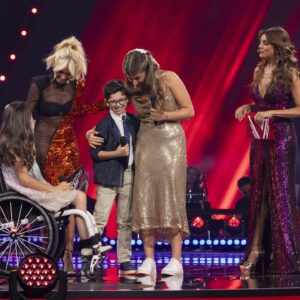 Áurea Instagram - Como é bom matar saudades da minha família @thevoiceportugal 💛