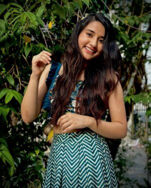 Aurra Bhatnagar Badoni Instagram - leftovers 😬🤍🦚✨
