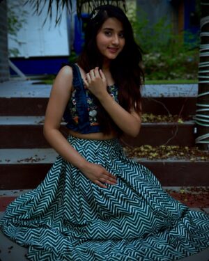 Aurra Bhatnagar Badoni Instagram - leftovers 😬🤍🦚✨