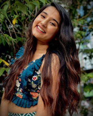 Aurra Bhatnagar Badoni Instagram - leftovers 😬🤍🦚✨