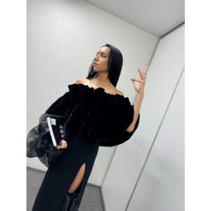 Avu-chan Instagram - 『qb図鑑Ⅱ』
とんでもない一冊を世に送り出しました⚔️
女王蜂が気になるなら、全員読みな