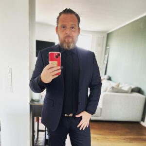 Axel Stein Instagram - Ready for @filmpreis ✌🏻