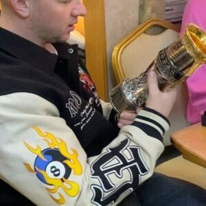 Aydar Garaev Instagram - Вот и закончился первый сезон Хоккейного Борта. Очень хочется передать нашу атмосферу которая была с первого дня знакомства и до последнего съемочного  дня.  Думаю вы поймете почему этот проект получился таким крутым) спасибо всем причастным к такому событию!!!! Уверен что продолжим в следующем сезоне)