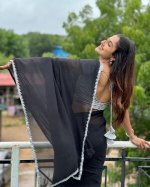 Ayesha Zeenath Instagram - Grateful 🤍

:
:
#post #insta #selflove #trending #black #love #live