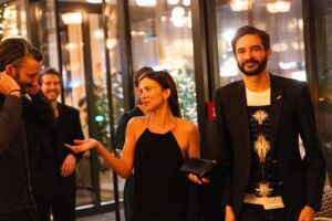 Aylin Tezel Instagram - Oh you Berlin! 

FALLING INTO PLACE premiere 

Photos: @clemensporikys 

Warm Up & Party: @thehoxtonhotel Charlottenburg Berlin

1) you two ♥️ @chrissfulton & @a.l.i.d.o.w.l.i.n.g 
2) @mrjonhopkins you legend 
3) what a beautiful woman!! @a.l.i.d.o.w.l.i.n.g 
4) Team love @portauprincefilms @weydemannbros 
5) @chrissfulton ♥️
6) the loveliest audience we could’ve wished for 
7) more team love
8) @maxbefort & @nikolaikinski 
9) oh these berlin nights 
10) arriving at @thehoxtonhotel