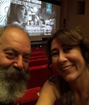Ayşegül Ünsal Instagram - Festival İnsanları film  seyrediyor.👍🏻☺️ @adusenkalkar