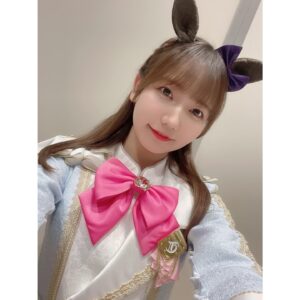Azumi Waki Instagram - 【ウマ娘】【第6回ももいろ歌合戦】
*
*
去年の年末もウマ娘で締めくくり🥕
*
この時のレッスンや本番のドキュメンタリー映像が
ウマ娘のYouTubeチャンネル【ぱかチューブっ！】
にアップされてるのでぜひ観てね♪
*
みんな本番に向けていっぱい練習しててキラキラしてるよー！
*
2022.12.31