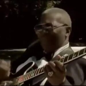 B.B. King Instagram - The King and Mr. @ericclapton.
What a great jam! 🎸
______________________________________
🔵 Follow our account @bbkingofficial for more!