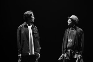 BabyJohn Choi Instagram - 這三年，我基本上都沒有太多演員工作。身邊朋友都有問我下一部上映作品是甚麼，我都答不到他們。
最近我常常問自己，到底我下一部可以演出的作品會何時出現，甚至因為沒有人找我演出，我開始懷疑自己，經過無數次自我鼓勵和氣餒的兩極游走，直至兩星期前，出現了一個演出機會…

沒有劇本，只有一個理念。三位演員，加上幾位來自不同背景的兄弟姊妹，開始整個創作旅程。我們用了兩個星期，經歷由早到早（因為第二星期開始每天都深宵開會排練），將劇本一步一步地創作出來，直至演出前的一個凌晨晚上，我們仍在為劇本進行創作及改良。在這個兩星期的創作及排練過程，經過無數次停濟，推土重來，我們不經不覺建立著強大的信任及契合，我們真切感受及經歷到劇本想呈現的理念。

演出前一晚，我們還擔心八號風球影響整個節目進行，結果當天演出順利舉行，總結時聽到牧師分享，在他早一晚回家路上，正擔心節目能否舉行之際，他看見一架車，車牌號碼是「Oneness」，他回家立即較好鬧鐘，因為他深信節目一定能夠如期舉行。

這兩星期的共同努力，我們於星期六正式將演出呈現給每一位蒞臨的人，包括我們團隊的每一位。我們以真誠的演繹及交流，與觀眾的情感相互動。整個經歷將會在我們每一位的心中留下深刻烙印。未來是怎樣我不會知道，下一位（識貨😏）找我拍戲/舞台劇演出的導演監製又會是誰，但我在這刻可以有信心地告訴自己，我是一位演員，一位創作人。我好多謝演員能夠成為我的專業，而我必定會繼續用這個專業去將人生的五味雜陳真摯地演繹，分享給你們，為你們加油打氣。

感謝今次有一個令我感動，振作，再次得力的兩星期旅程；感謝這兩星期裡一起奮鬥的兄弟姐妹。

有一些想法，是時候要重新啟動，人生起伏一波又一波，未來的路是怎樣，我會一步一步尋求，引證出來。我愛我的工作，我愛我的生命。

這一刻我可以堅定地站著，靜候恩主。

Amen.
#onenessconference

📷: @derekwongkh
