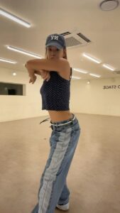 Actress Bae Yoon-jung HD Instagram Photos and Wallpapers August 2024