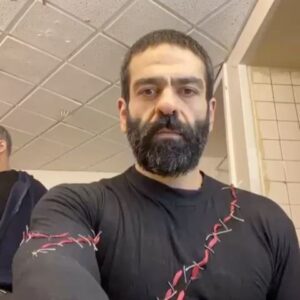 Banipal Shoomoon Instagram - نوروز مبارک

گریم هیولا(مخلوق نمایش فرانکنشتاین)
طراح:ماریا حاجیها
کارگردان:ایمان افشاریان
Track:lagrang @zztop cover
#بانیپال_شومون #هیولا #نوروز #عید #بازیگر #تئاتر #ایران #کرونا #گریم #هنر #banipalshoomoon #grim #actor #zztop #lagrange #human #instagood #instagram #instadaily #music #photooftheday #love