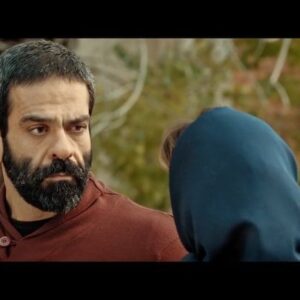 Banipal Shoomoon Instagram - 🎬
‏رونمايى از سكانس قسمت ٢١ «کرگدن» همزمان با پخش
✦
قسمت بيست و يكم سريال نمايش خانگى «#کرگدن» به كارگردانى كيارش اسدى زاده و تهيه كنندگى صادق يارى امروز ، شنبه ١٦ فروردين ماه منتشر شد.
✦
مهدى يارى مجرى طرح « #کرگدن » است و سرو رسانه پارسيان سرمايه گذارى اين سريال را برعهده دارد.
✦
براى #دانلود قانونى « #کرگدن » می‌توانید به سايت آپ نما و براى تماشاى نسخه VOD آن به سايت فيليمو مراجعه کنید.
✦
#مصطفی_زمانی، #سارا_بهرامی، #هدی_زین‌العابدین، #پوریا_رحیمی‌سام، #بانیپال_شومون و #پانته‌آ_پناهی‌ها (با هنرمندی) #ستاره_پسیانی، #الهام_کردا، #کاظم_سیاحی (با حضور ) نادر فلاح، #مهدى_کوشکى، معصومه قاسمى‌پور، مجید آقاکریمى، محمد امين، بيژن افشار، شراره دولت‌آبادى، امير سمواتى و بازيگر كودك: ترنم كرمانيان در «کرگدن» به ایفای نقش پرداخته‌اند.
✦
همچنين مهرداد كوروش نيا و على اصغرى نويسندگان اين سريال مى باشند.
✦
صفحه رسمى «کرگدن»:
@kargadan.series
@sadegh.yarii @mehdi.yari_persiansarv @persiansarv @sara.bahrami.official  @elhamkorda @panipana @pouryarahimisam @hoda_zeinolabedin @sepidehashemii  @setarehpesiani @baniipal @kargardan_kargadan @kazem_sayahi @majidaghakarimi @mehdi_koushki @naderfallah52
#بانیپال_شومون #کرگدن #بازیگر #actor #instagood #instagram #instadaily #art #rhino #blackandwhite #red